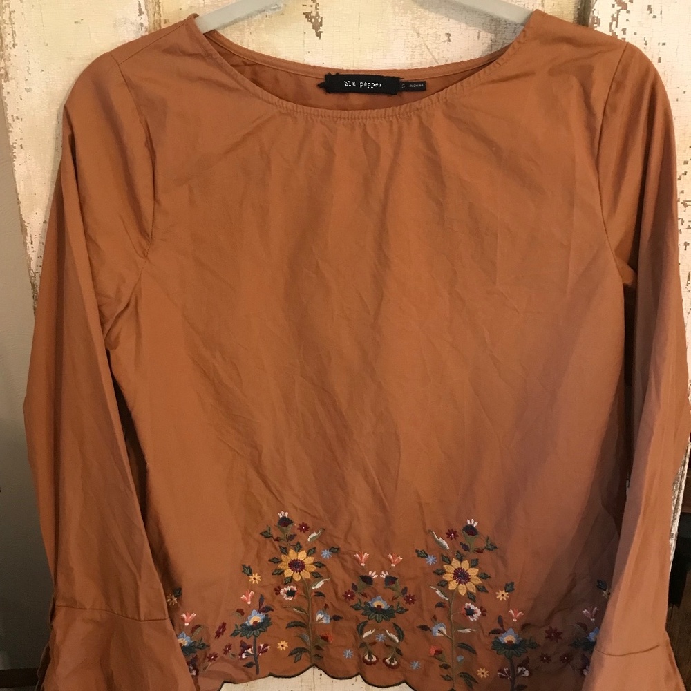 Blu Pepper Embroidered Bell Sleeve Blouse